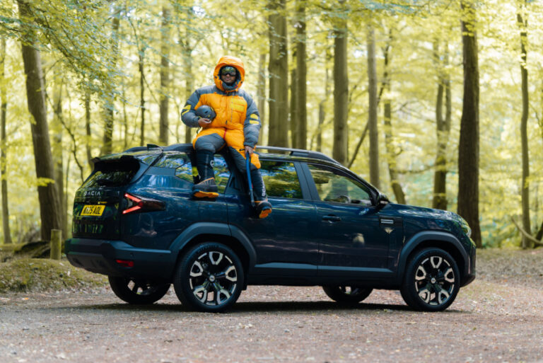 Dacia reaches new heights as it supports mountaineer Akke Rahman to ...